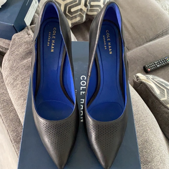 Heels 👠👠 - Picture 2 of 5